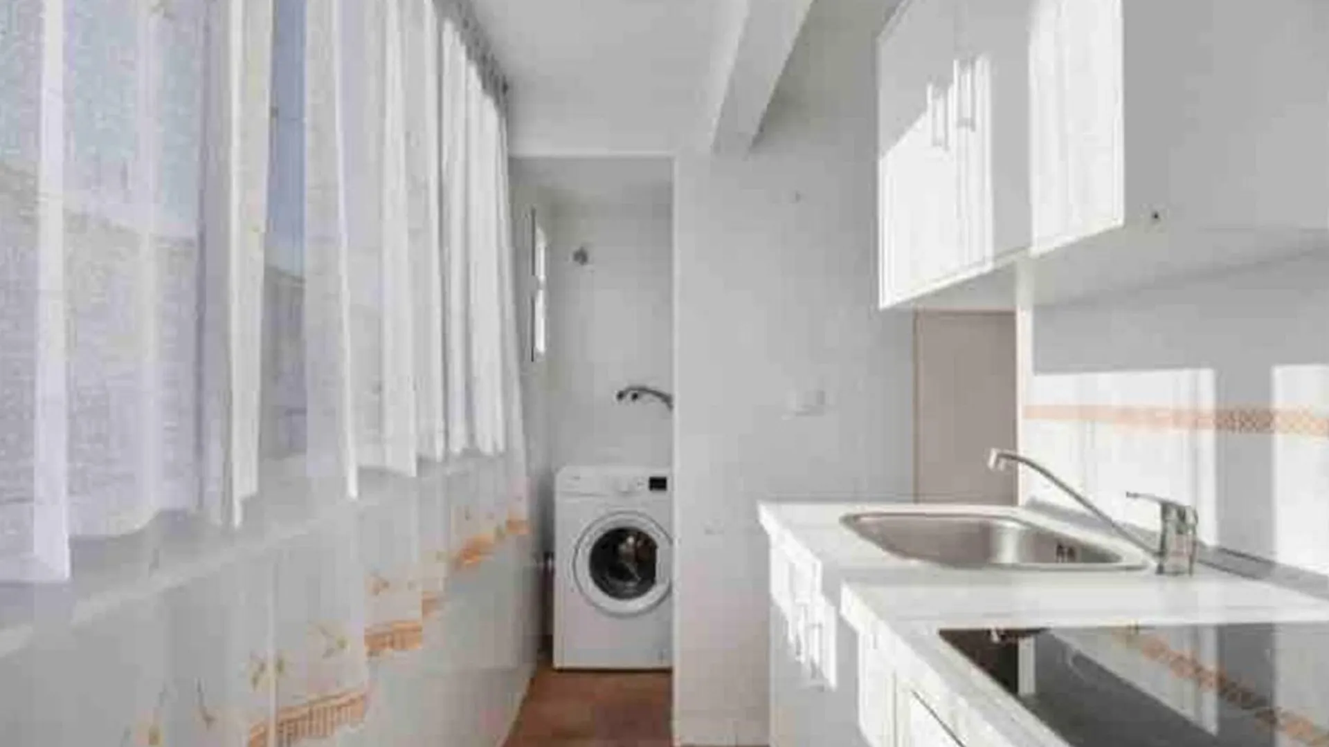 Cosy Apartment In El Puerto De Santa Maria 43 M² Parking