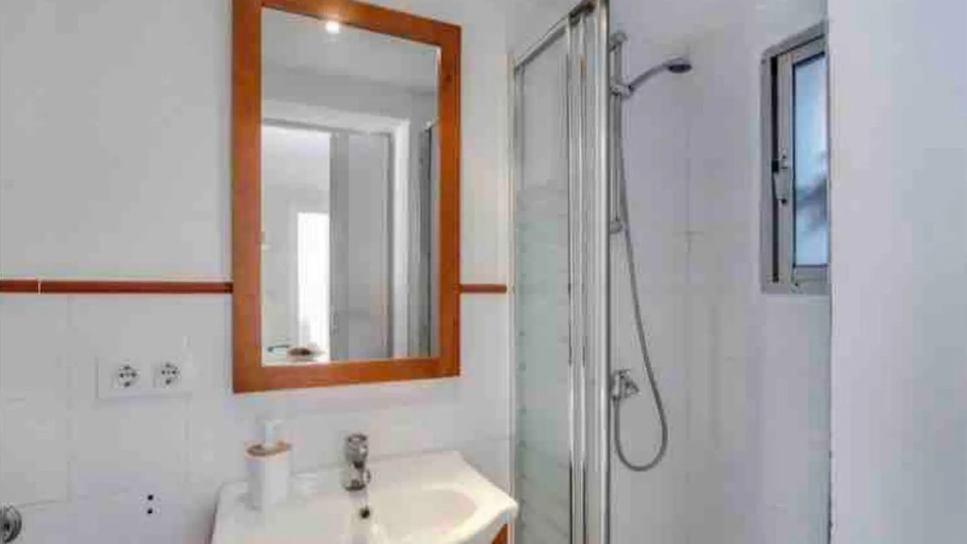 Cosy Apartment In El Puerto De Santa Maria 43 M² Parking Spain